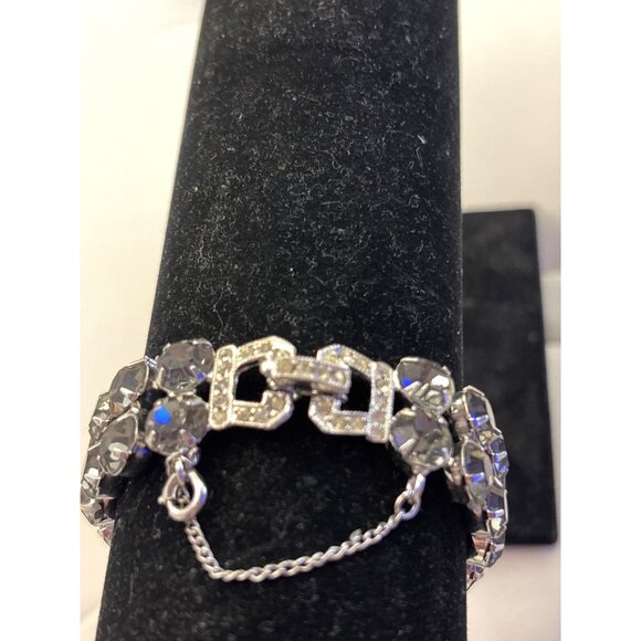Vintage Weiss Rhinestone Bracelet With Double Row & Clasp Detail Marked sparkles - Picture 11 of 16